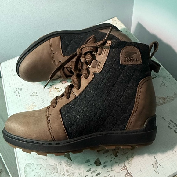 Sorel Evie II Lace Plus - Picture 7 of 16